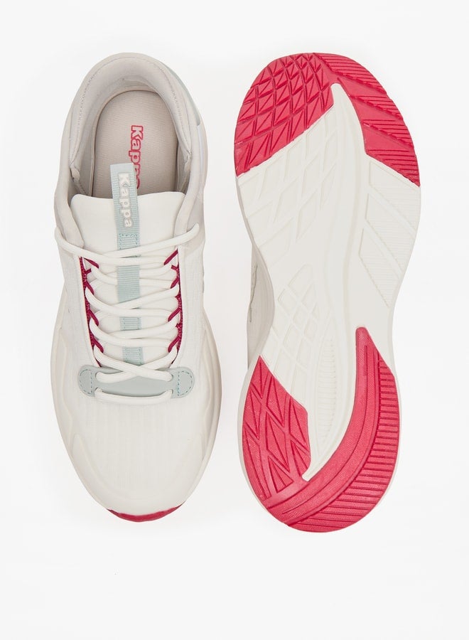 أحذية رياضية نسائية برباط