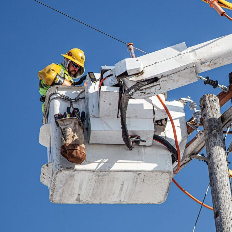 Klein Tools 5104S Heavy-Duty Canvas Tool Bucket with Leather Bottom and Swivel Snap Hook, 100-Pound Load Rated - Image 3