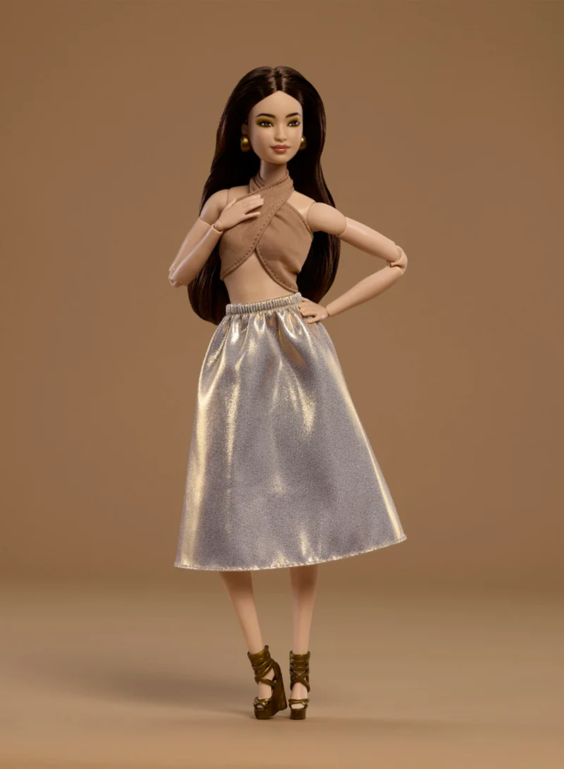 باربي Basics Doll No06 - Brunette Doll