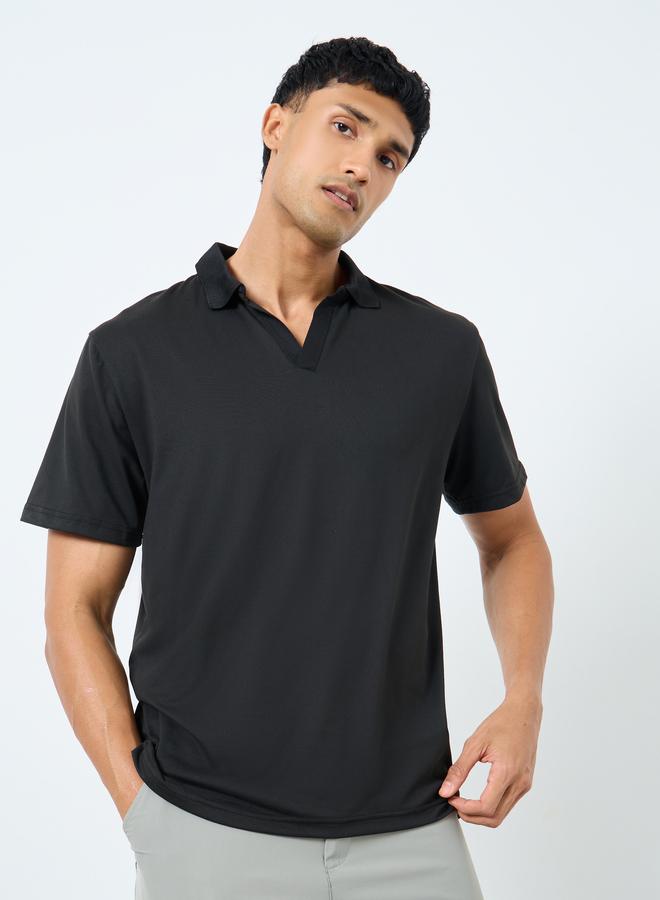 Styli Men Black Open Collar Regular Fit Polo - Image 1