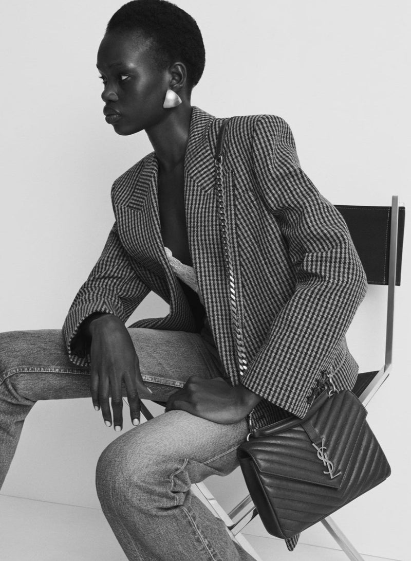 حقيبة كتف سلسلة فاخرة بتصميم كلاسيكي من YSL - حقيبة يد أنيقة بغطاء مع لمسة جلدية فاخرة - Image 4