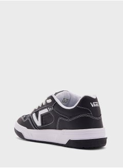 VANS Upland  - Image 2