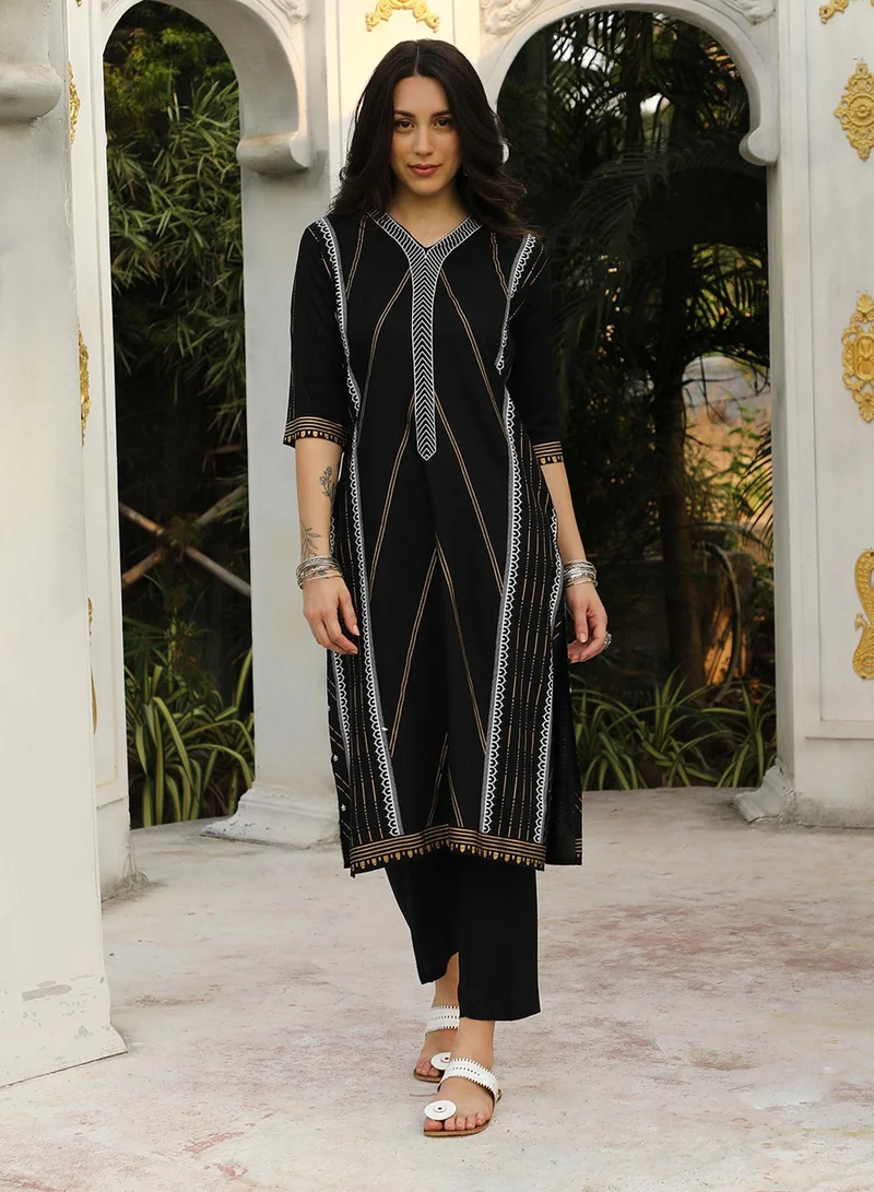 QISSA Women's Midnight Black Geometric Print Kurta With Midnight Black Trousers Set