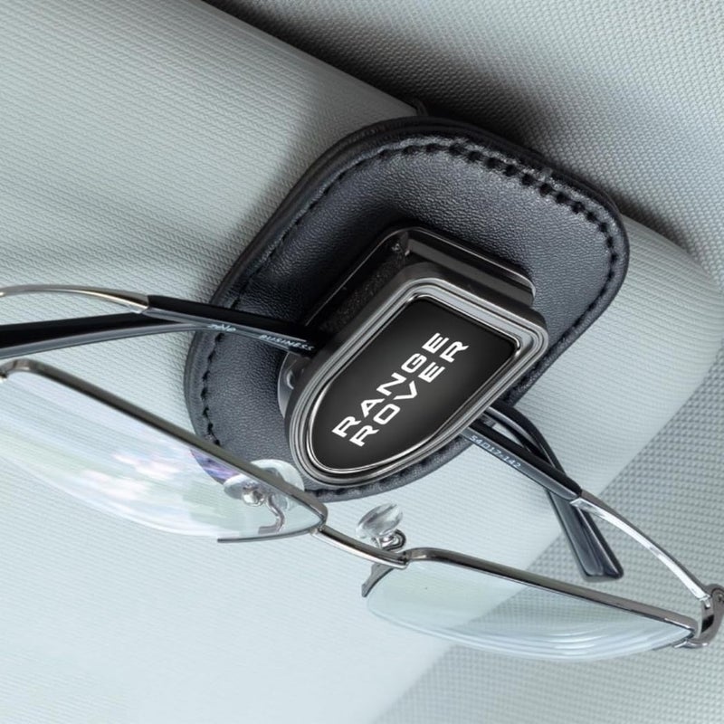 QOMAGO حامل نظارات شمسية للسيارة متوافق مع طراز رينج روفر (Range Rover)، مصنوع من سبيكة معدنية وجلد، مزود بشعار السيارة، ينتمي إلى إكسسوارات السيارات الداخلية - Image 2