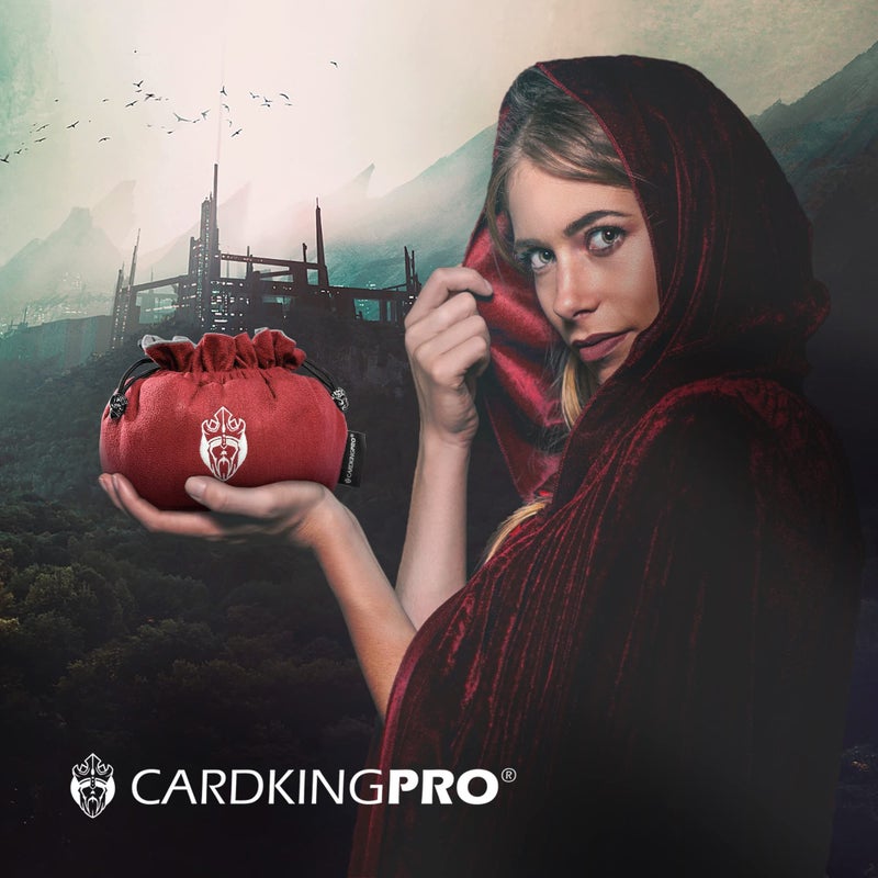 CARDKINGPRO حقائب نرد كارد كينغ برو الضخمة مع جيوب - أحمر - سعة 150+ نرد - منظم رائع لهواة النرد، مثالي للزنزانات والتنانين [تصميم مسجل] - Image 4