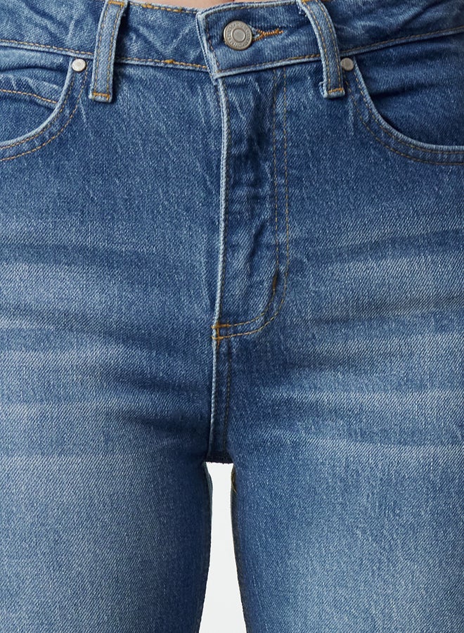 trendyol بنطال جينز أزرق داكن بفتحة عالية الخصر TWOAW22JE0382 - Image 4