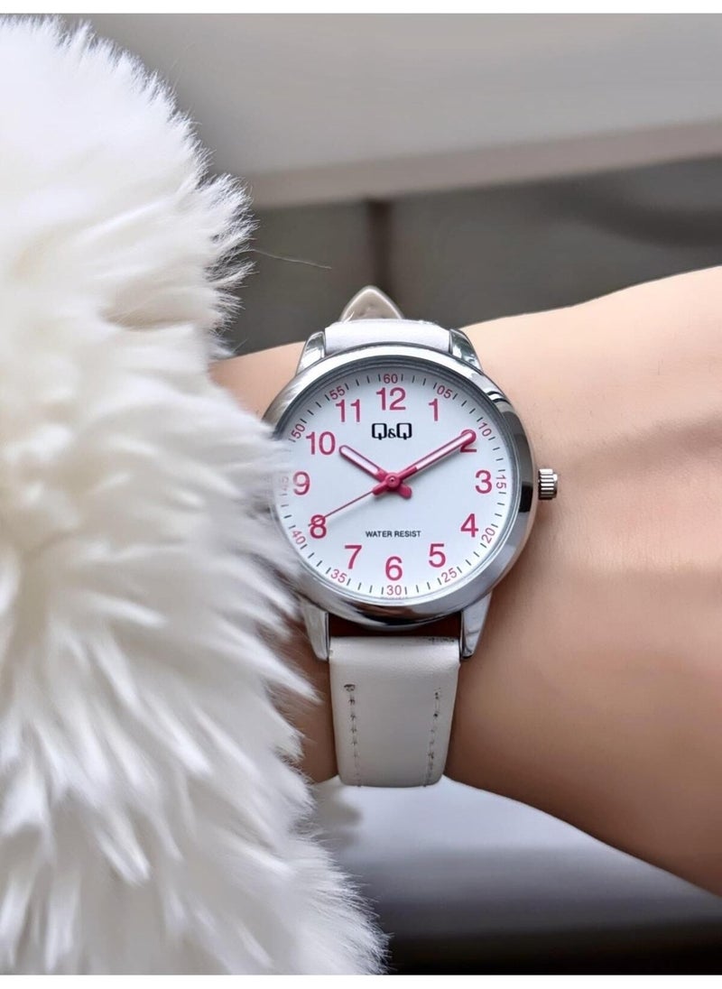 Q&Q Minimal Elegant Thin Case Numeral Women's Leather Band Wristwatch  - Image 2