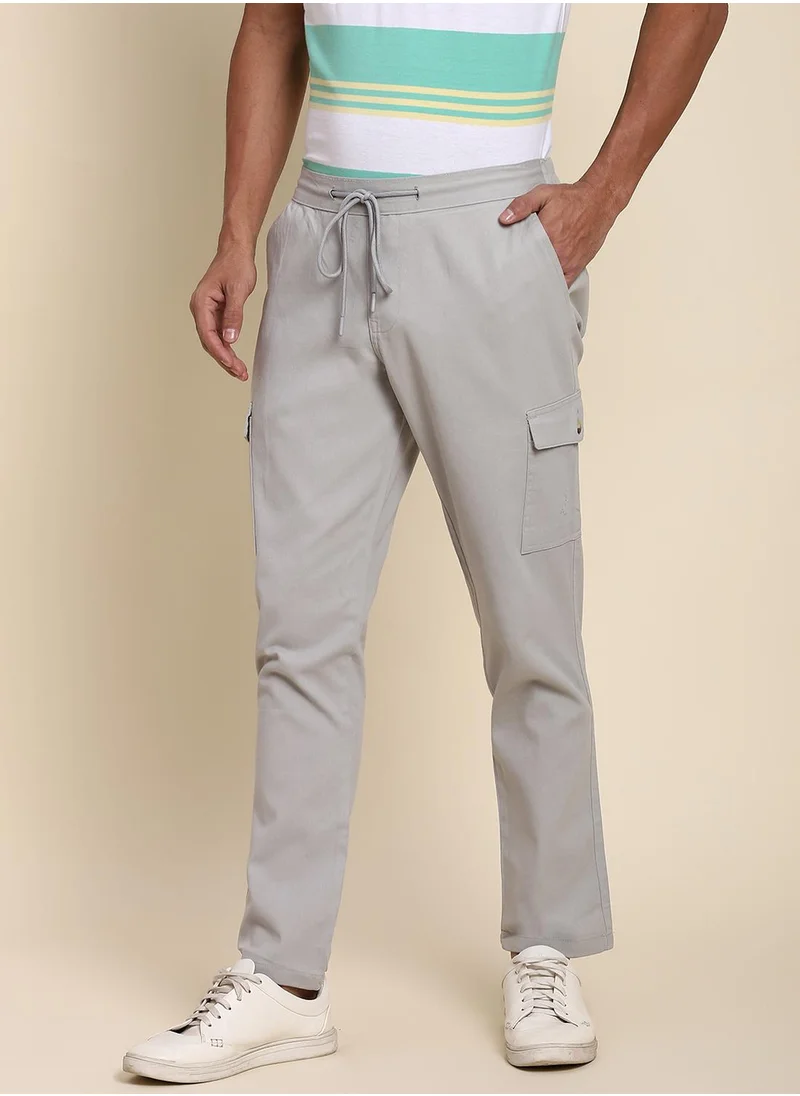 دينيس لينغو Light Grey Regular Fit Solid Trouser for Men - Cotton Blend, Full Length, Button & Zip, Mid Rise, Casual