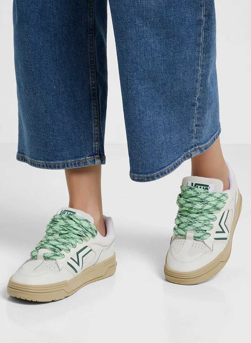 VANS Upland