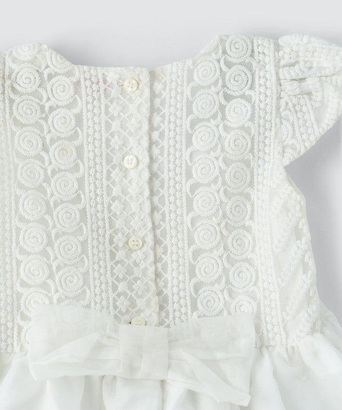 JELLIENE GIRLS MAKE YOUR LITTLE ONE LOOK EXTRA ADORABLE WITH THIS CHARMING INFANT FLORAL DRESS. - Image 3