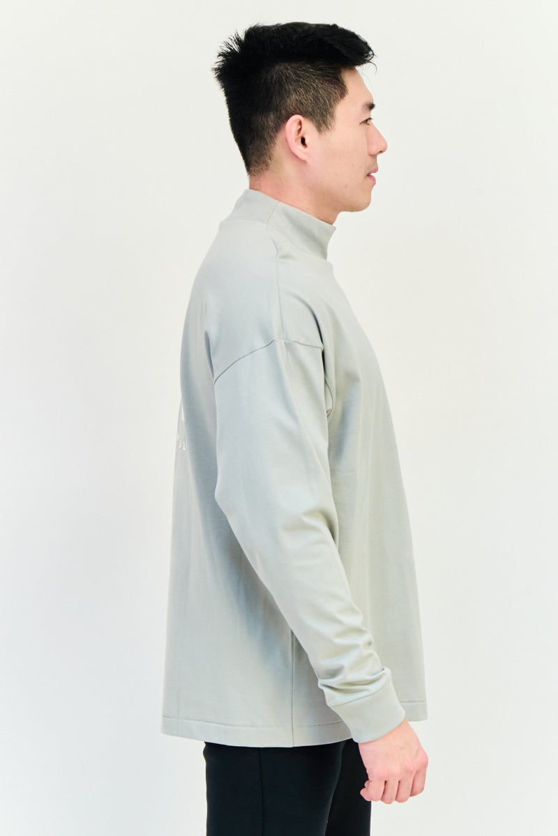 Adidas Men Sportswear Fit Long Sleeves Outdoor Sweatshirt, light Grey  - Image 2