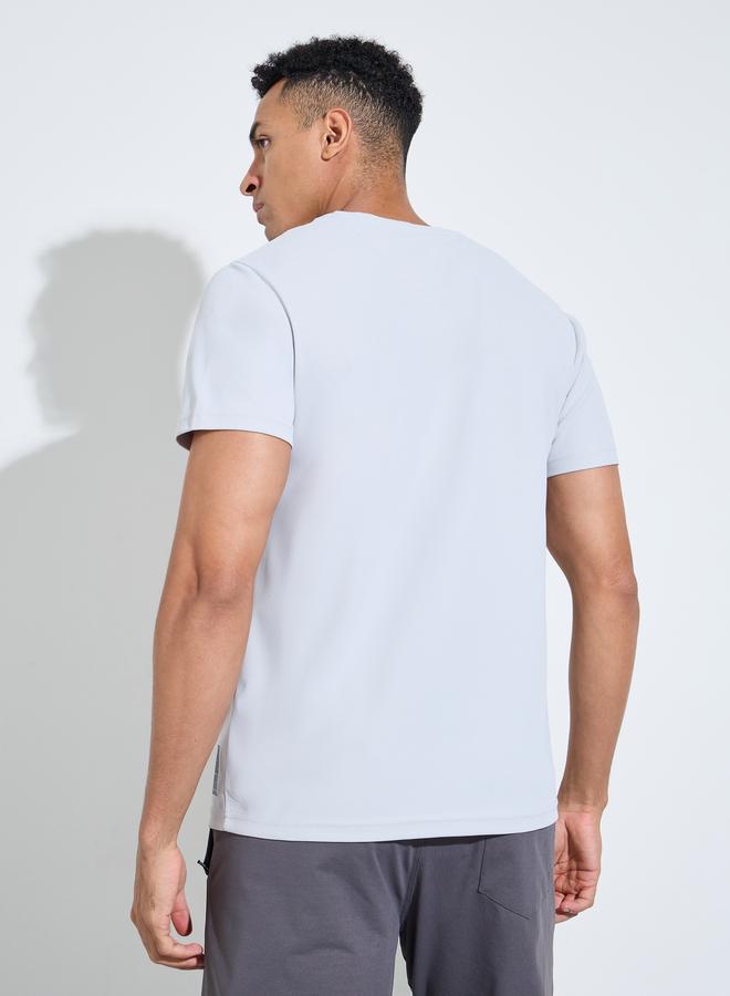 Styli Grey Solid Patchwork Detail Regular Fit Active T-Shirt - Image 4