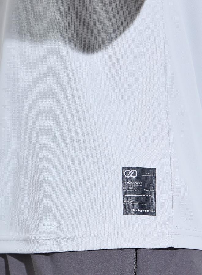 Styli Grey Solid Patchwork Detail Regular Fit Active T-Shirt - Image 3