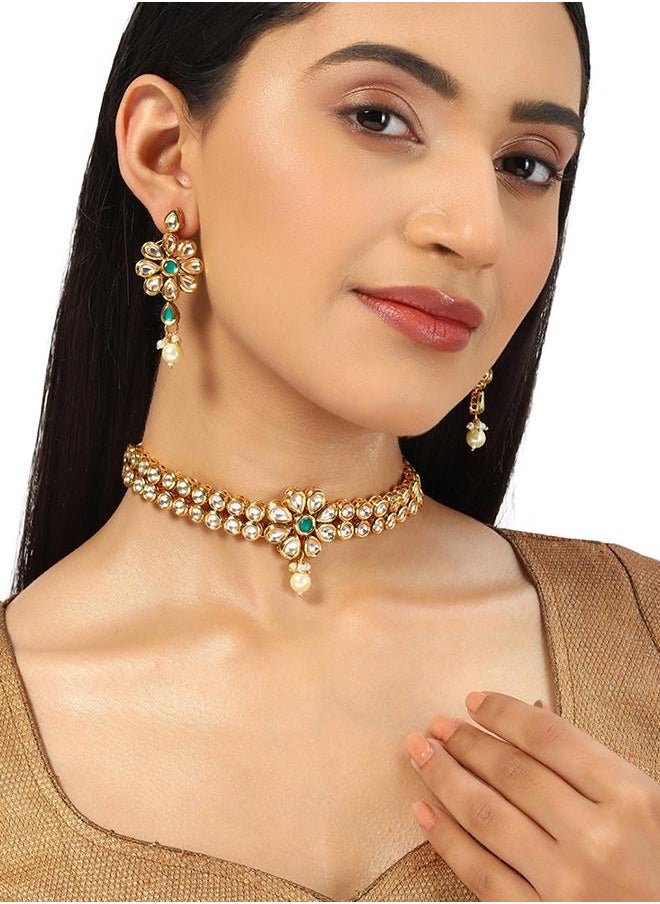 VOYLLA Kundan Gold Plated Brass Necklace Set  - Image 5