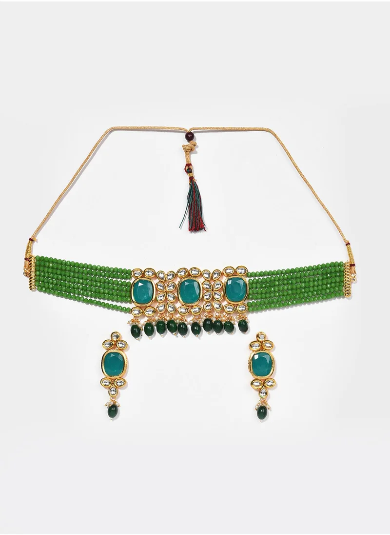 SOHI Green Stone-Studded Stone Choker Jewellery Set