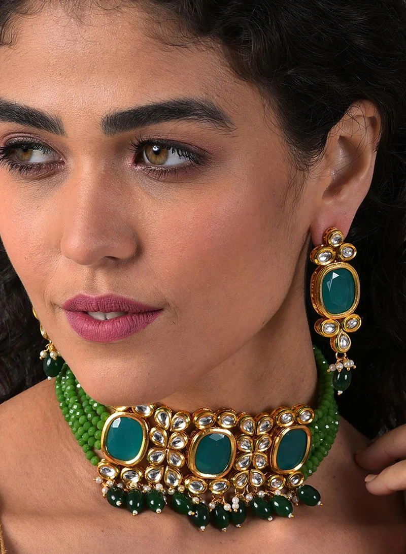 SOHI Green Stone-Studded Stone Choker Artificial Jewellery Set