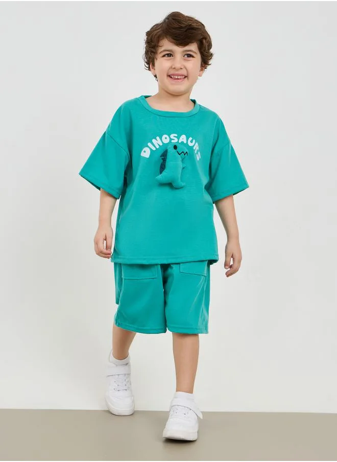 ستايلي Dinosaur Applique Drop Shoulder T-Shirt & Shorts Set
