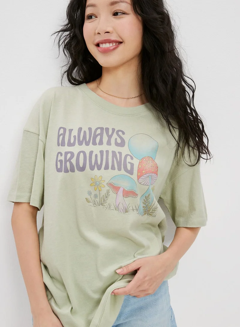 American Eagle Crew Neck Graphic T-Shirt