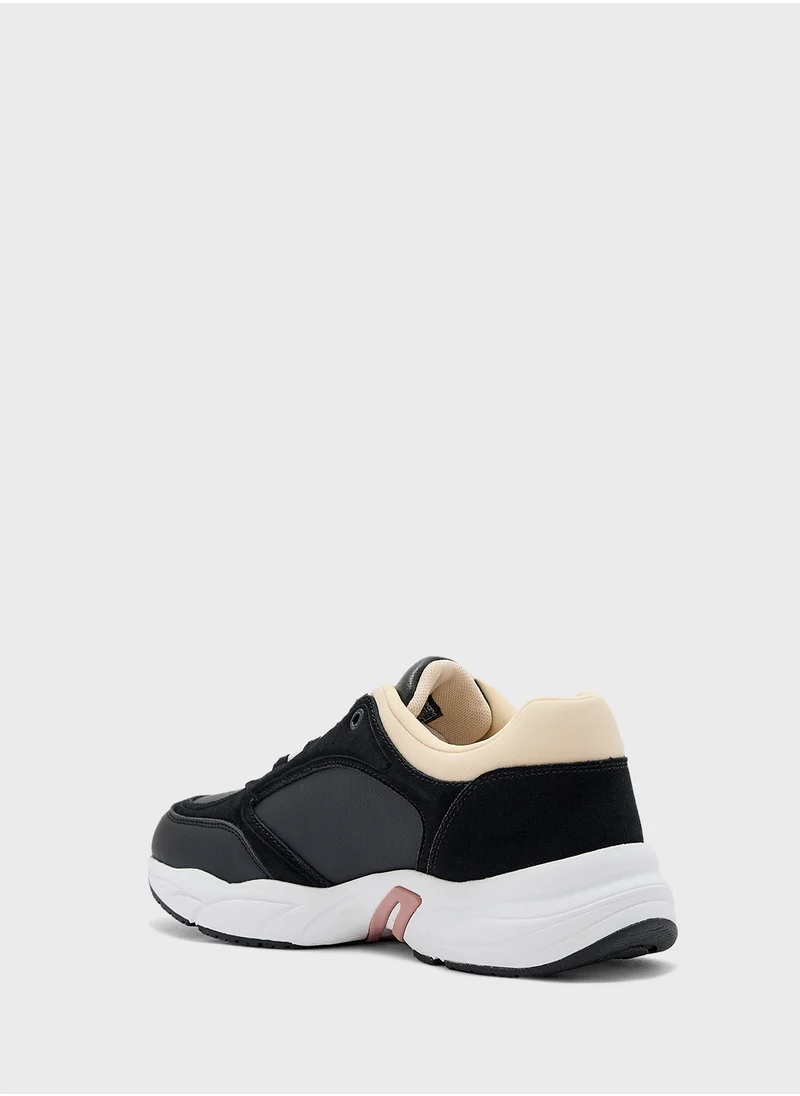 Calvin Klein Jeans Logo Low Top Sneakers