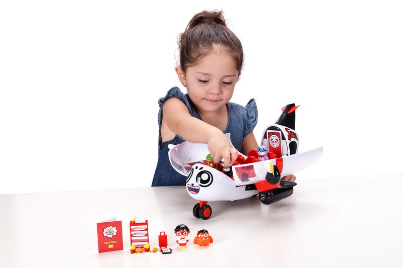 Jada Toys Ryan's World Combo Panda Airlines Playset, White, Large - Image 5