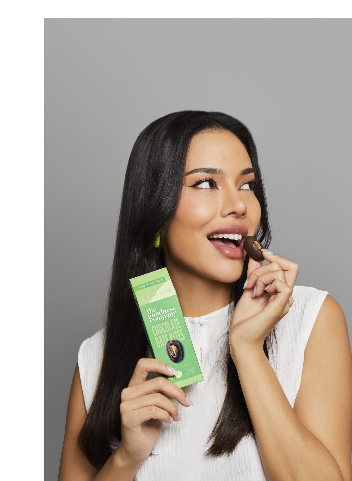 Crunchy Pistachio Chocolate Date Bites (Vegan, No Added Sugar) 45G