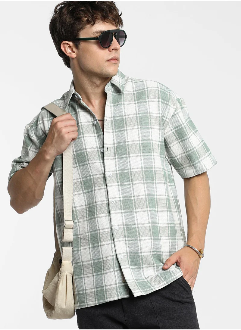 Campus Sutra Men's Sage Green & Powder White Buffalo Check Shirt