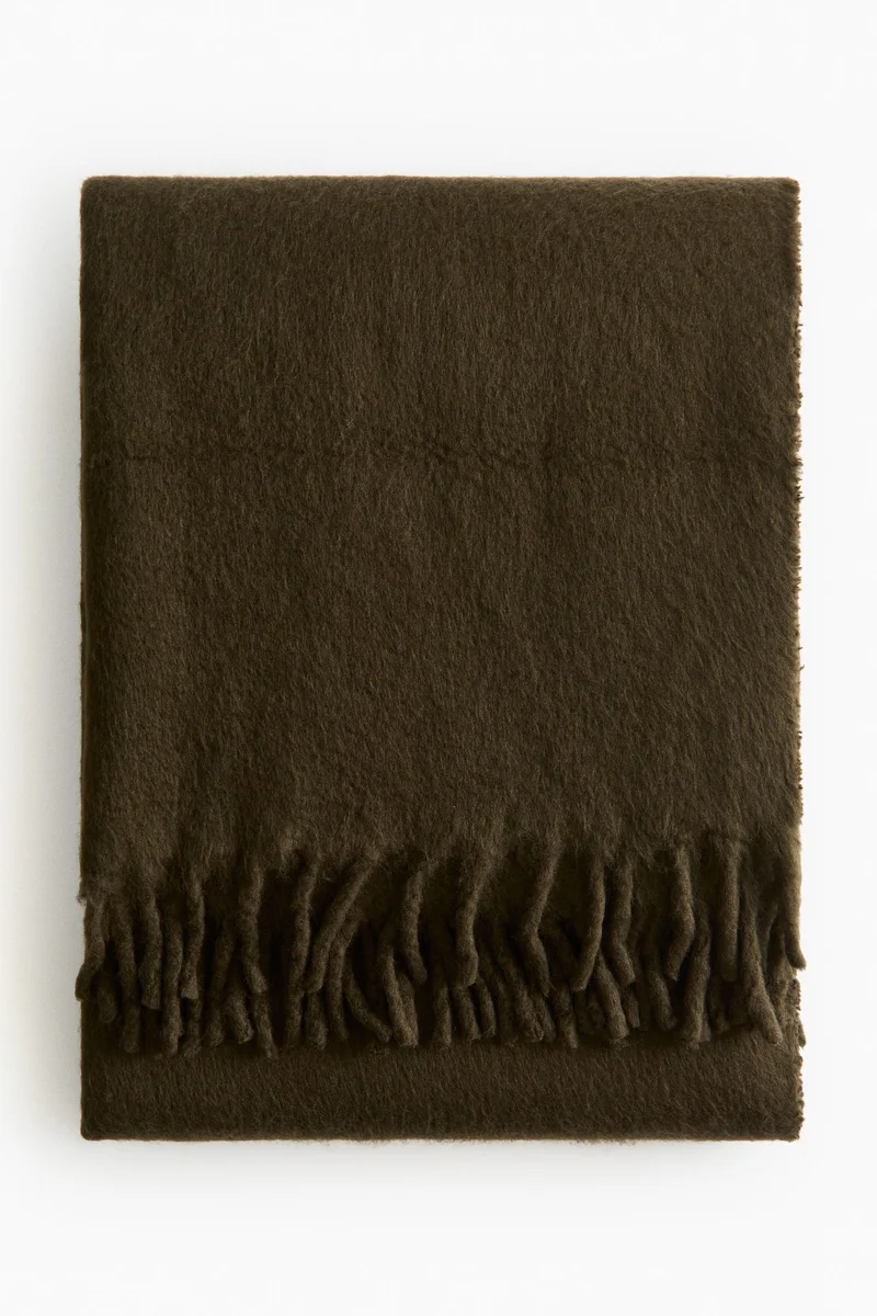H&M Fringed blanket