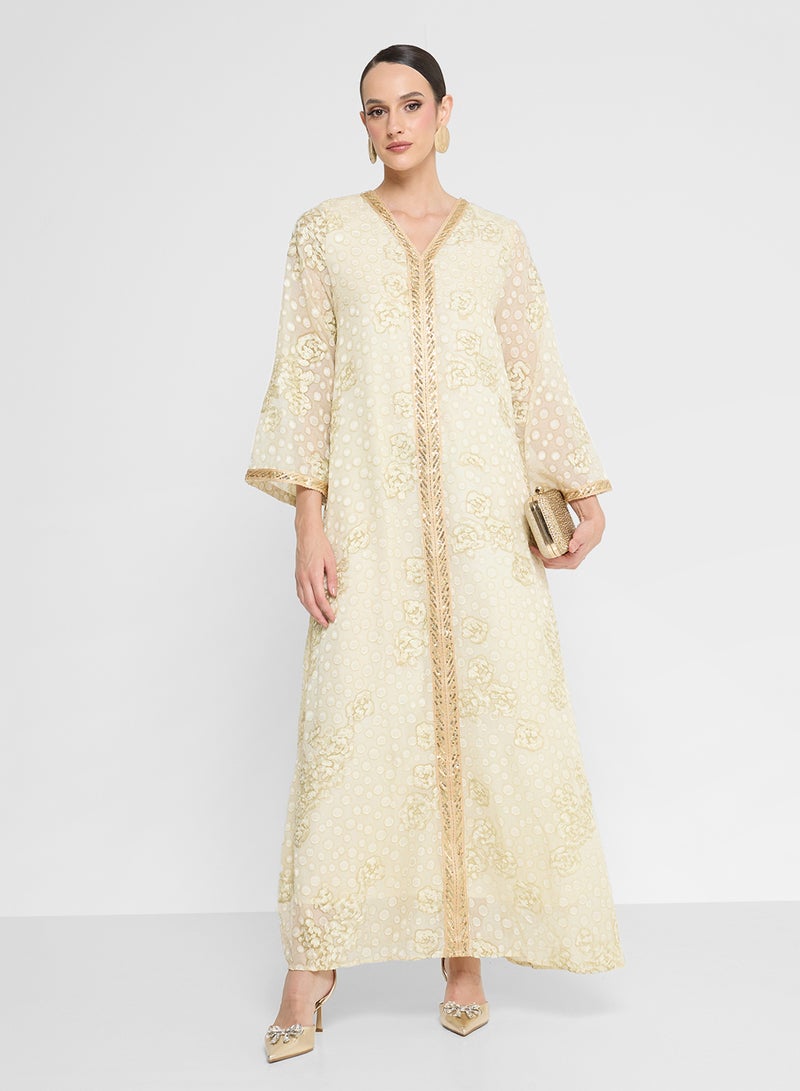 خزانة فستان مطرز - Image 4