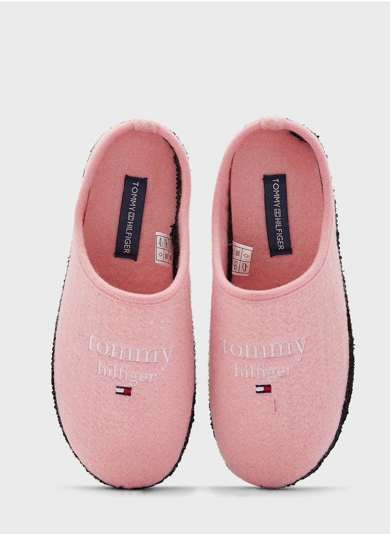 TOMMY HILFIGER - Youth Logo Bedroom Slippers - Image 1
