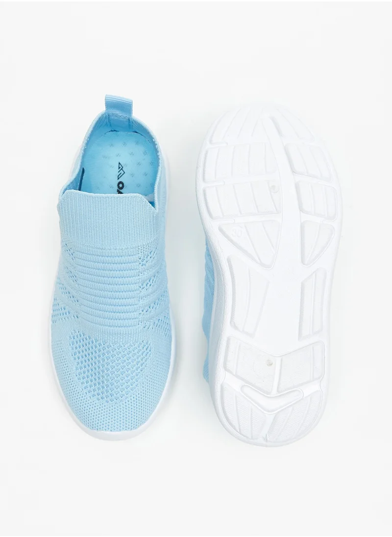 أوكلان Textured Slip On Sports Shoes