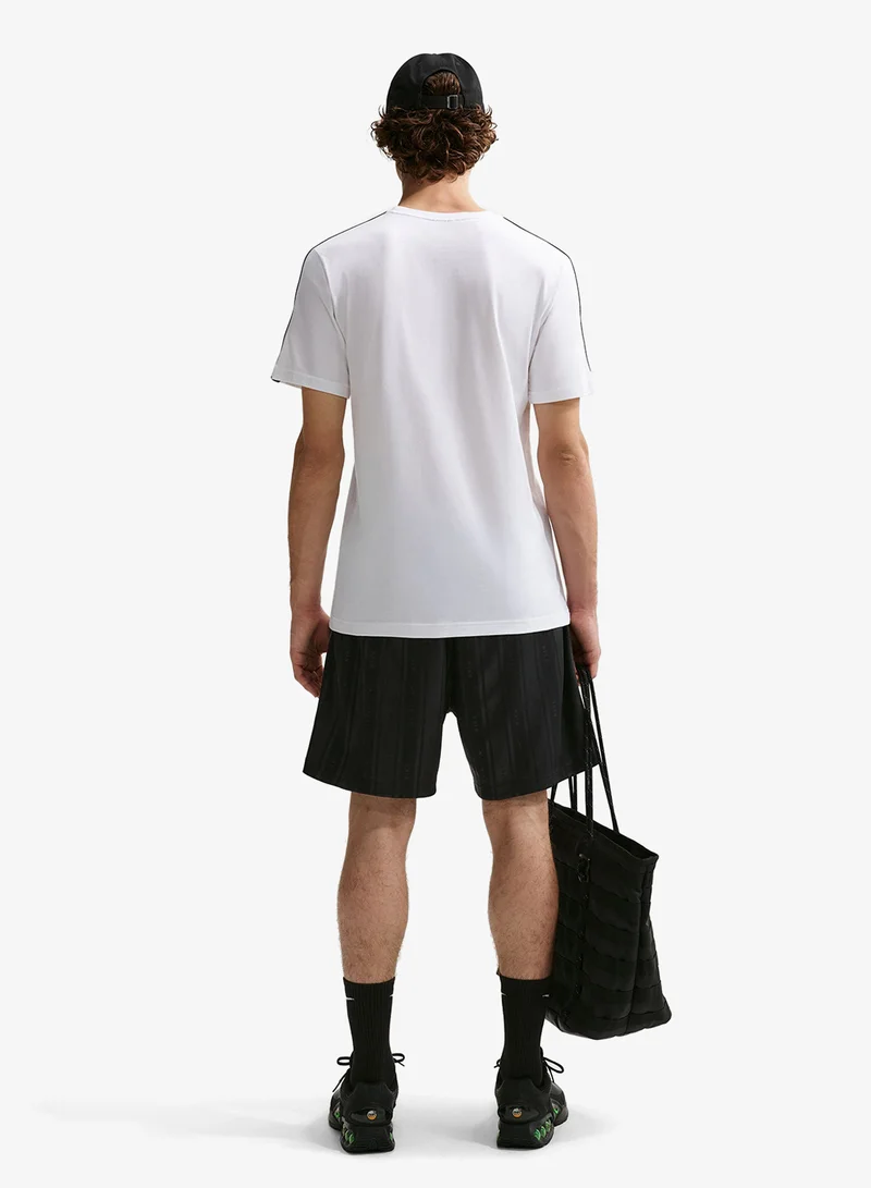 نايكي شورتات نيو ستايل كور