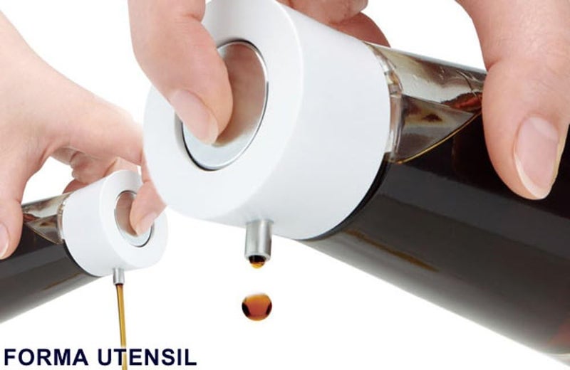 ASVEL Dripless Glass Soy Sauce Dispenser with Black Cap - 100ml - Image 3