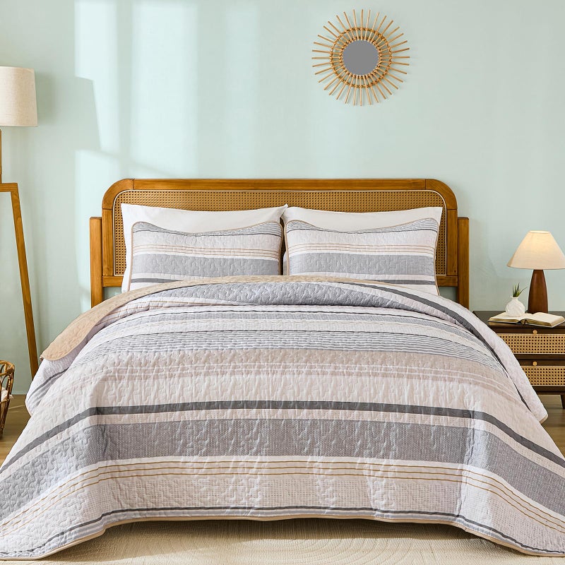 Dintszyayue King Size Quilts Brown, 3 Pieces Boho Striped Bedspread Bedding for King Size Bed, Soft Lightweight Microfiber Bohemian Coverlet Set for All Season Quilts with 2 Pillowcases - Image 1
