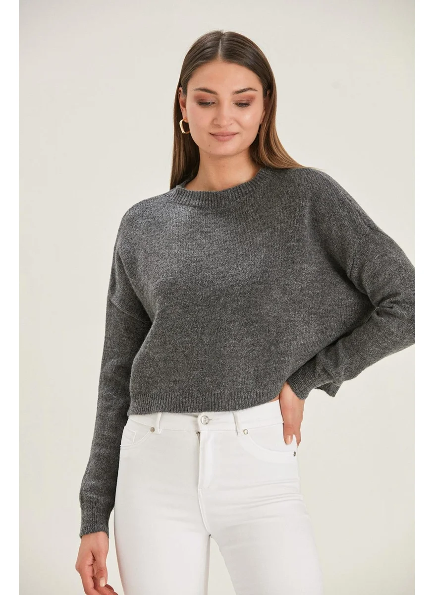 الكسندر جاردي Alexandergardi Bat Sleeve Sweater (B22-5751)