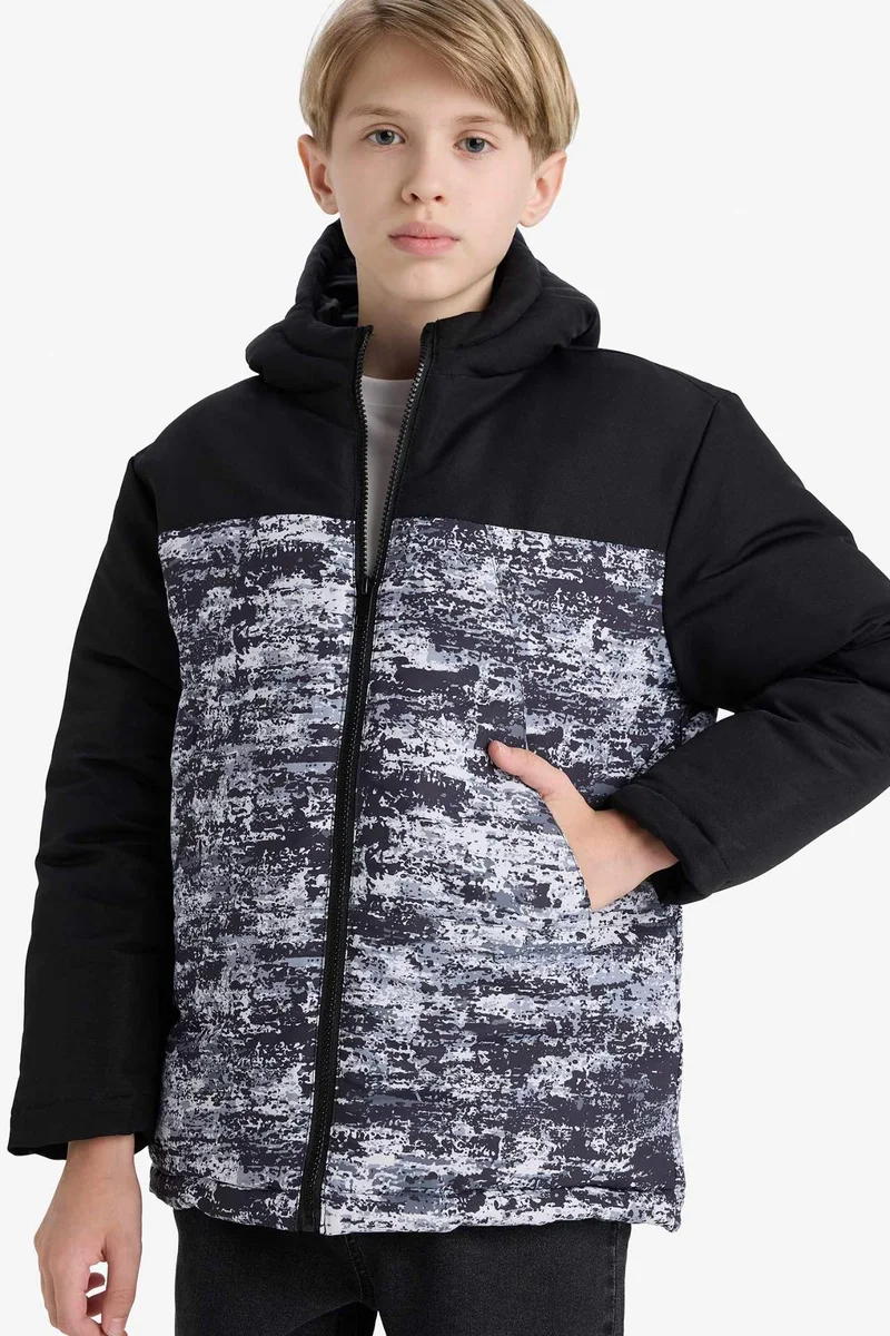 ديفاكتو Boy Hooded Water Repellent Puffer Jacket