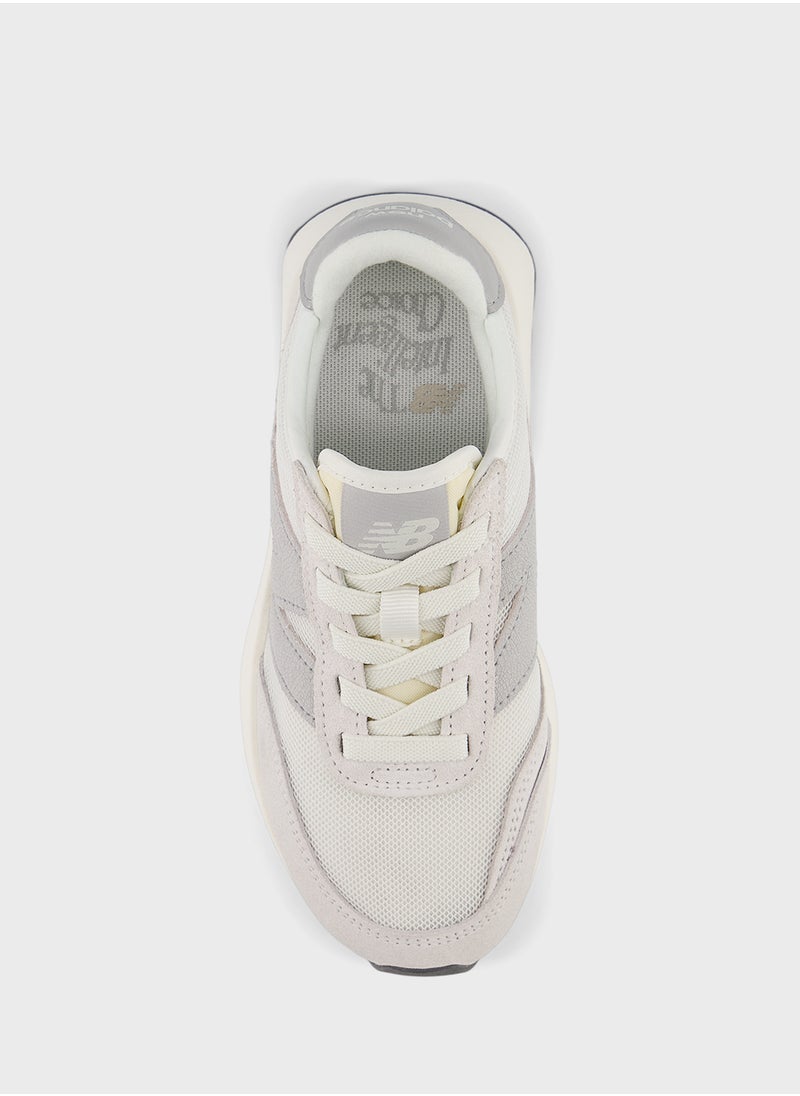 New Balance Kids 370  - Image 4