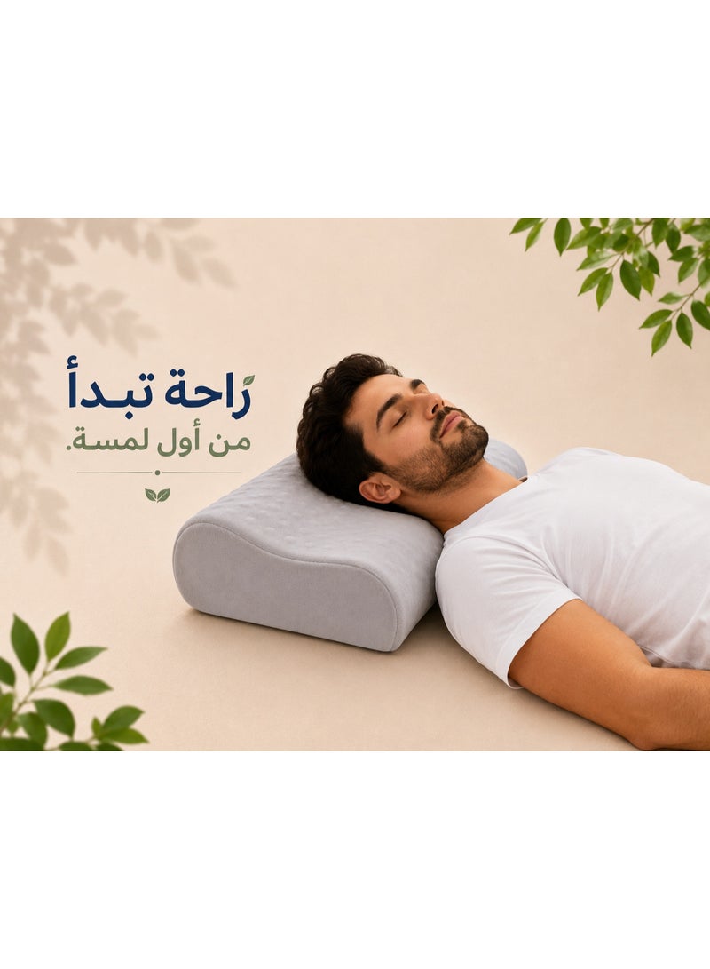 وسادة كونتور ميموري فوم محببة مقاس 60 × 35 سم بتصميم مريح وغطاء قطيفة قابل للإزالة والغسيل لتجربة استرخاء ونوم أكثر راحة - Image 5