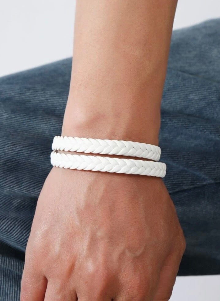 JewelryLand Men’s Elegant White Bracelet - Image 1