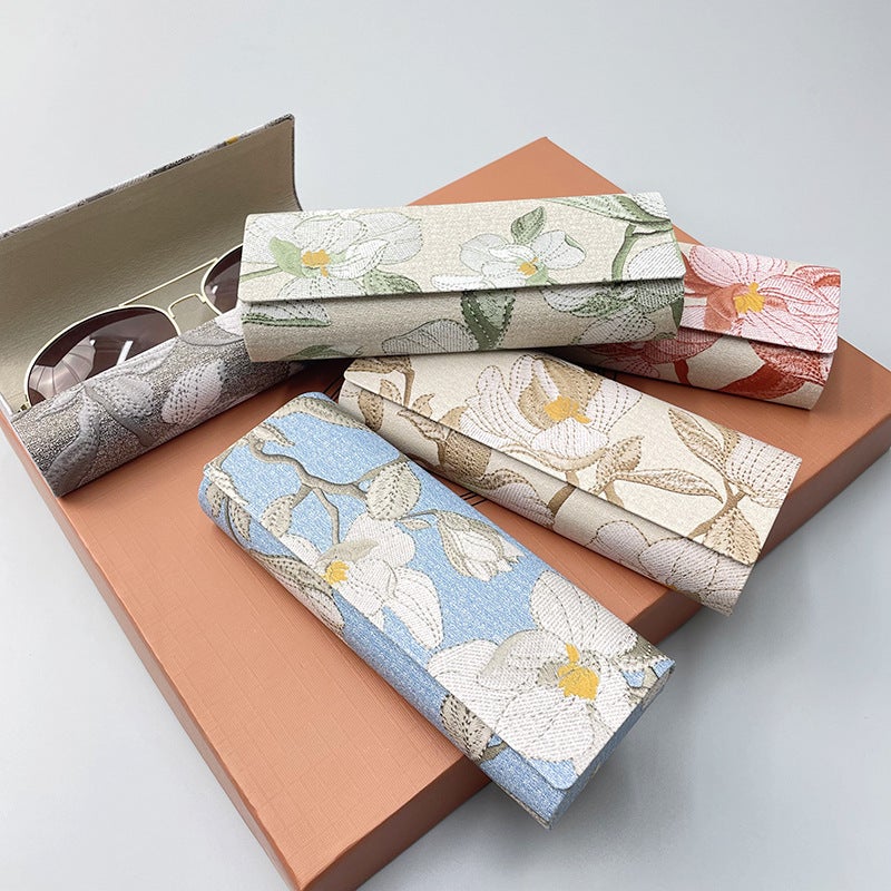 Glasses Case Chinese Style Personalized High-End Storage Mirror Case Magnetic Suction Embroidery Craft Leather High-Value Student Glasses Case - Image 2