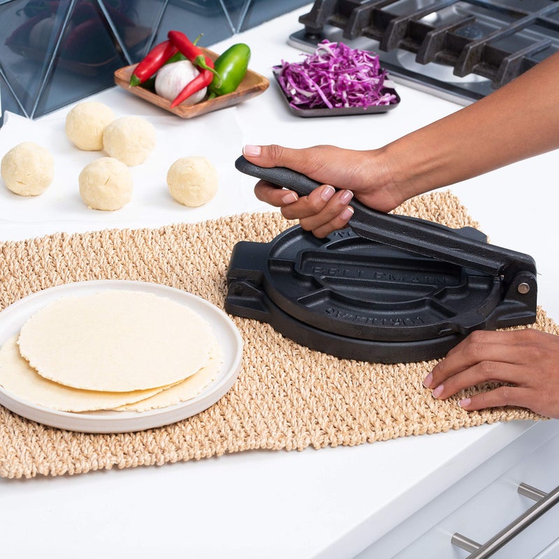 Bellemain Bellemain Corn Tortilla Press 8-Inch - Pre-Seasoned Cast Iron Press for Tortillas  - Image 5