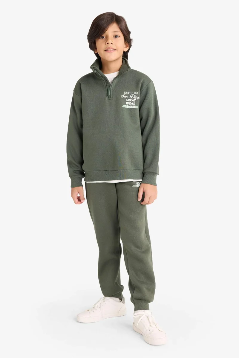 ديفاكتو Boy Regular Fit Half Zippered Soft Fuzzy Inside Sweatshirt