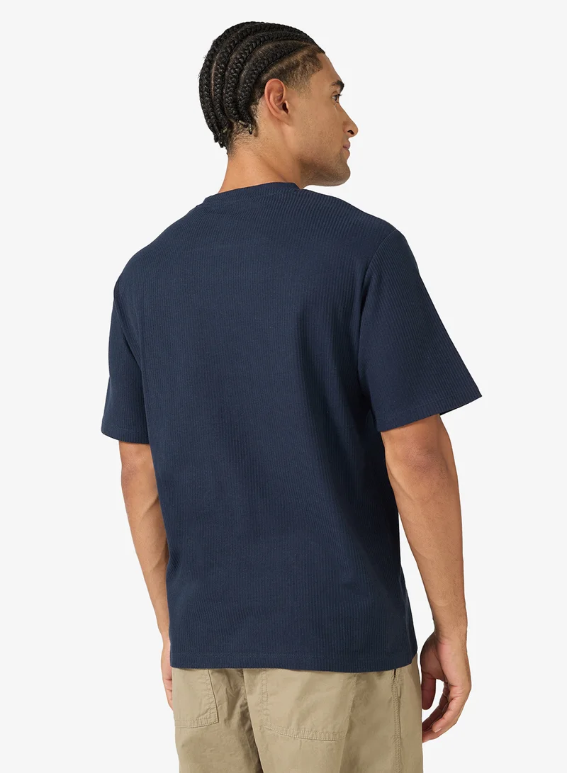 ج ج ريبل تي شيرت بأكمام قصيرة ورقبة دائرية