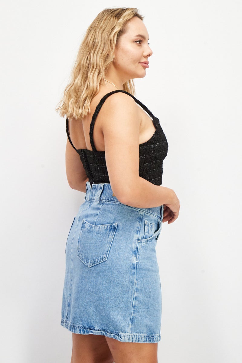 Reserved Women V-Neck Sleeveless Textured  Cropped Top, Black - Image 2