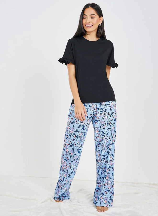 Styli Ruffle Sleeve Solid T-Shirt & Wide Leg Floral Pyjama Set