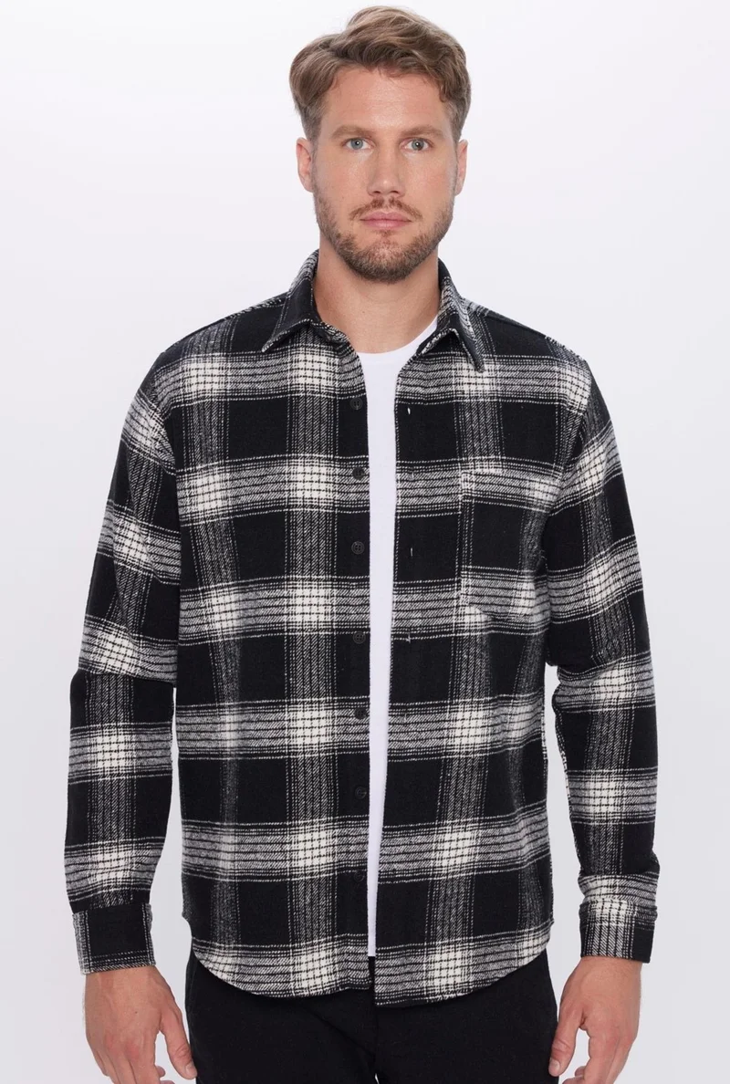 تودورس Men's Classic Fit Regular Cut Single Pocket Checkered Winter Lumberjack Shirt