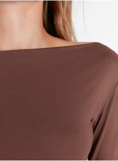 trendyol Brown Fitted Long Sleeve Bateau Neck Viscose Stretchy Knitted Blouse TWOAW21BZ0106  - Image 3