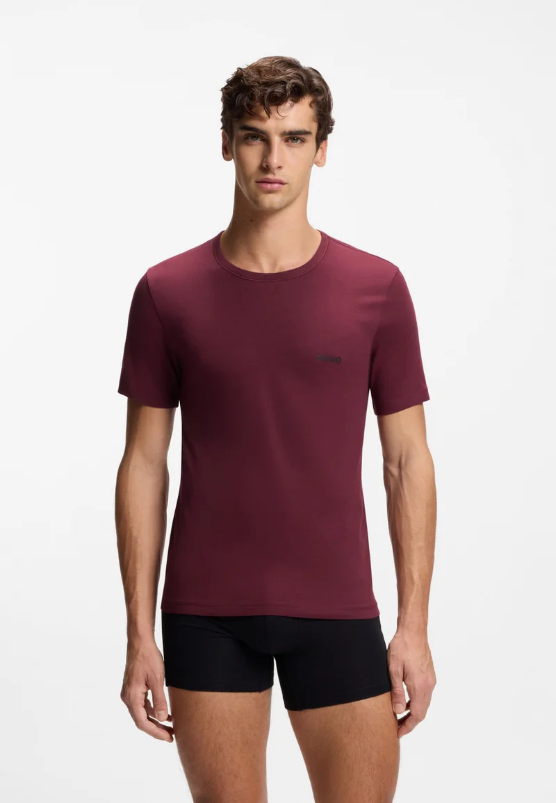 هوجو ثلاث قطع من تيشيرتات داخلية قطنية