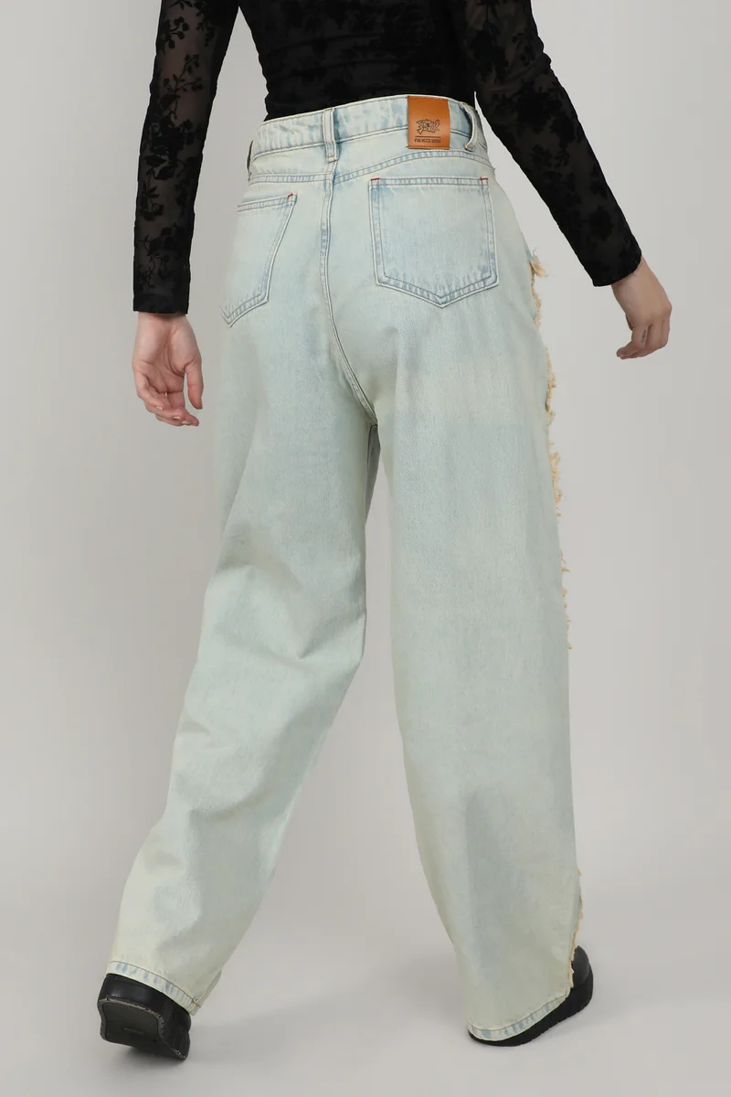Campus Sutra Women's Light Blue Fringed Straight Denim Jeans
