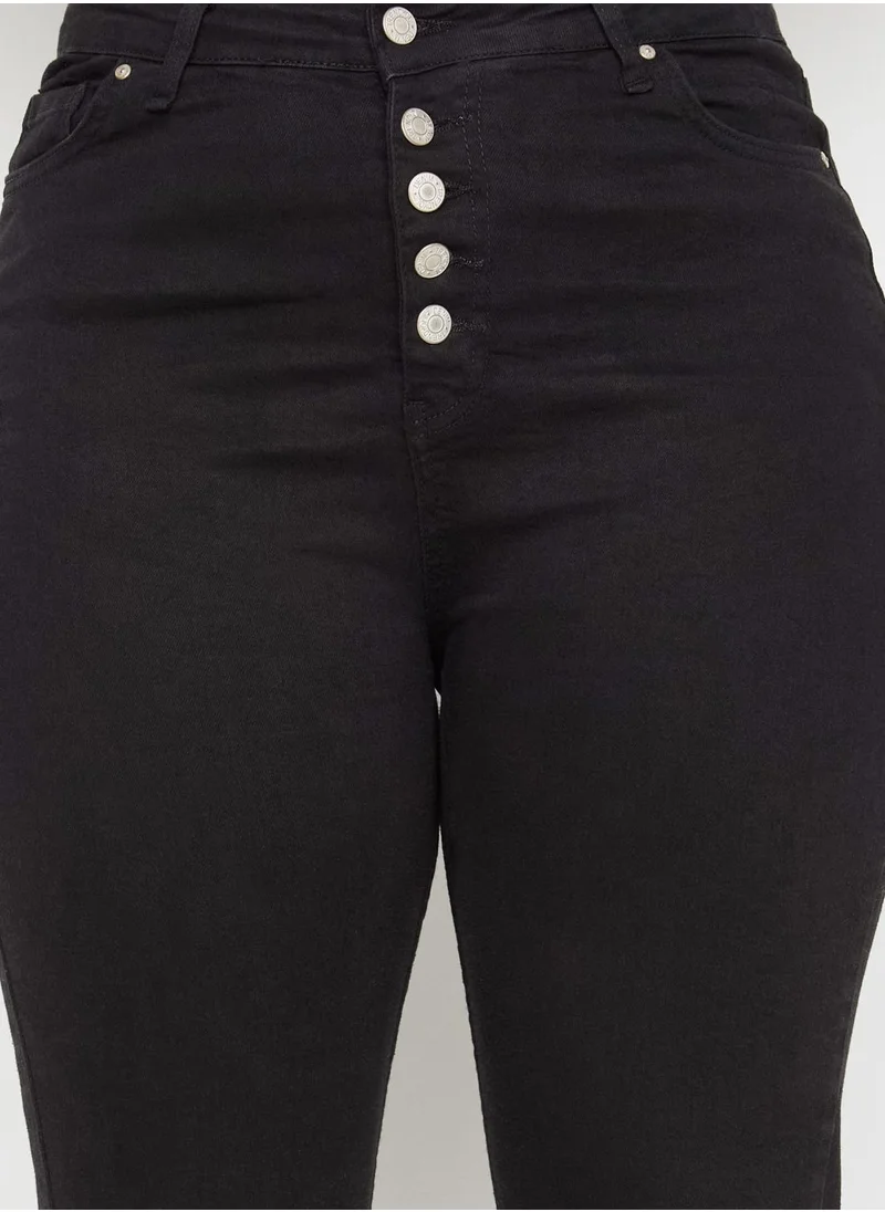 ترينديول كيرف Front Button Skinny Jeans