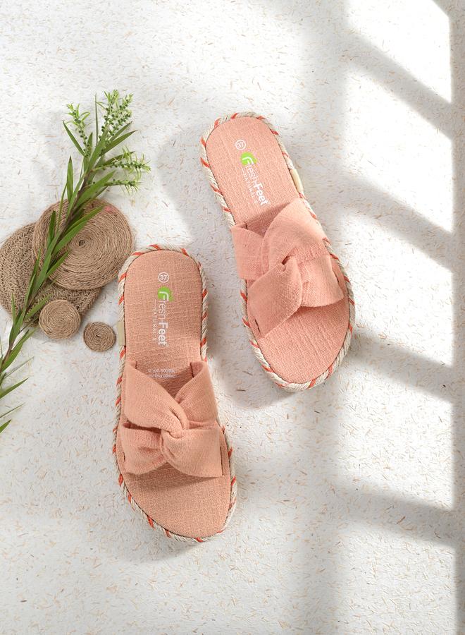 Fresh Feet صندل مسطح مفتوح الأصابع بحزام ملتوي - Image 1